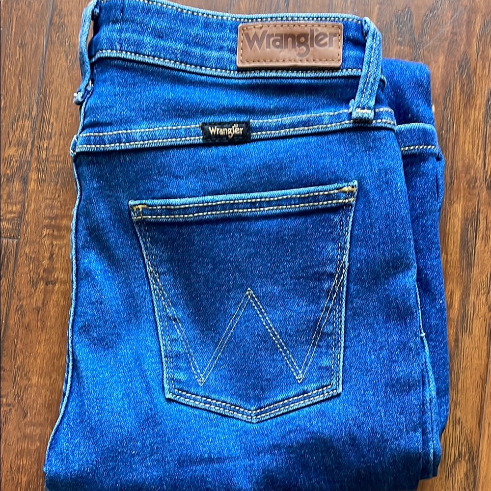 Women’s Wrangler Jeans